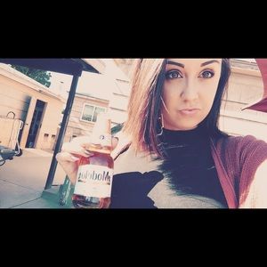 Meet your Posher, Alyssa